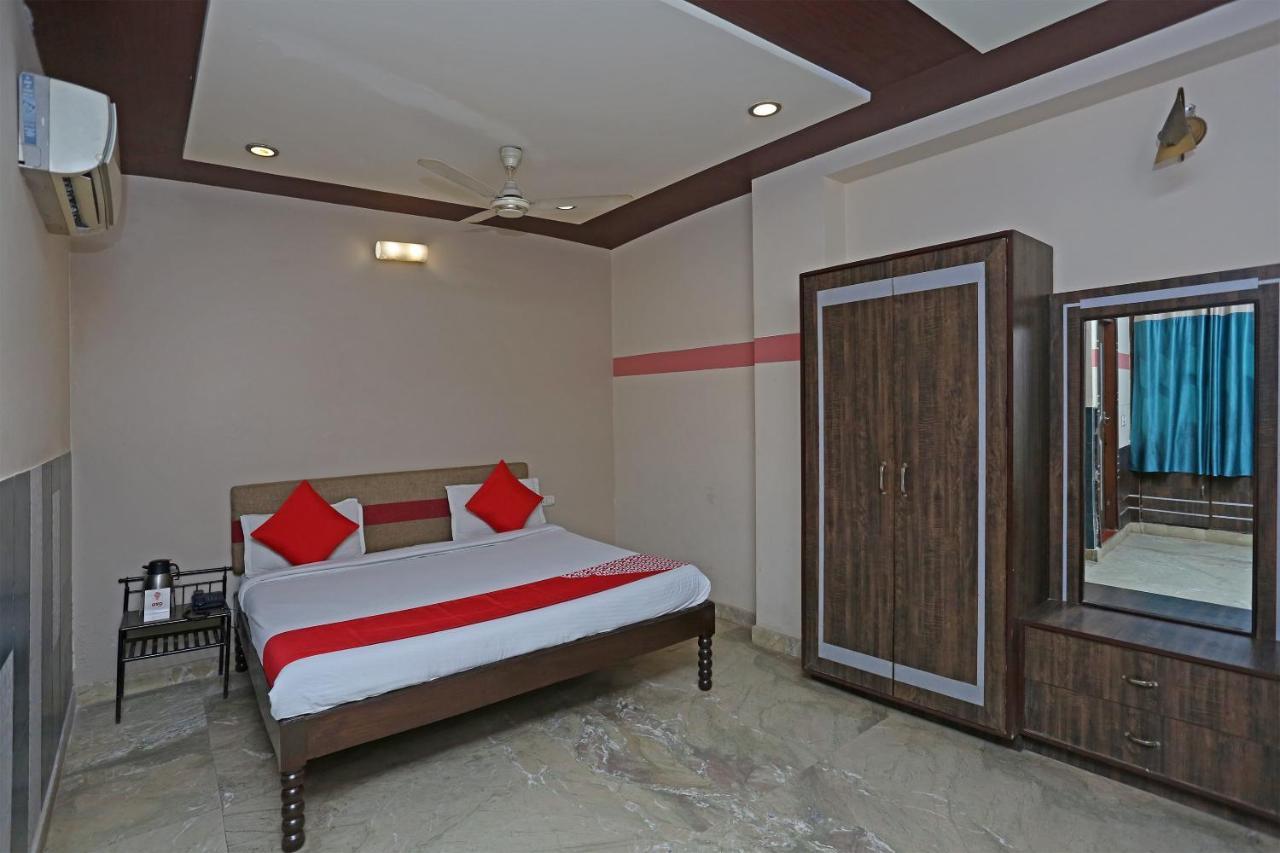 Sheel Gopal Vision Hotel Mathura Exterior foto