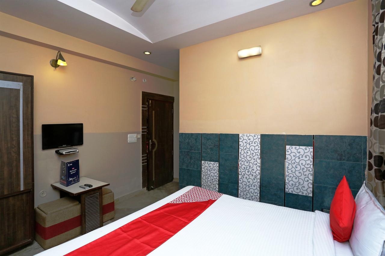 Sheel Gopal Vision Hotel Mathura Exterior foto